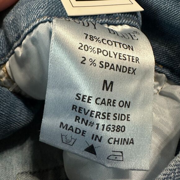 Judy Blue Womens Mid Rise Light Wash Straight Jeans Size Medium - Picture 3 of 6